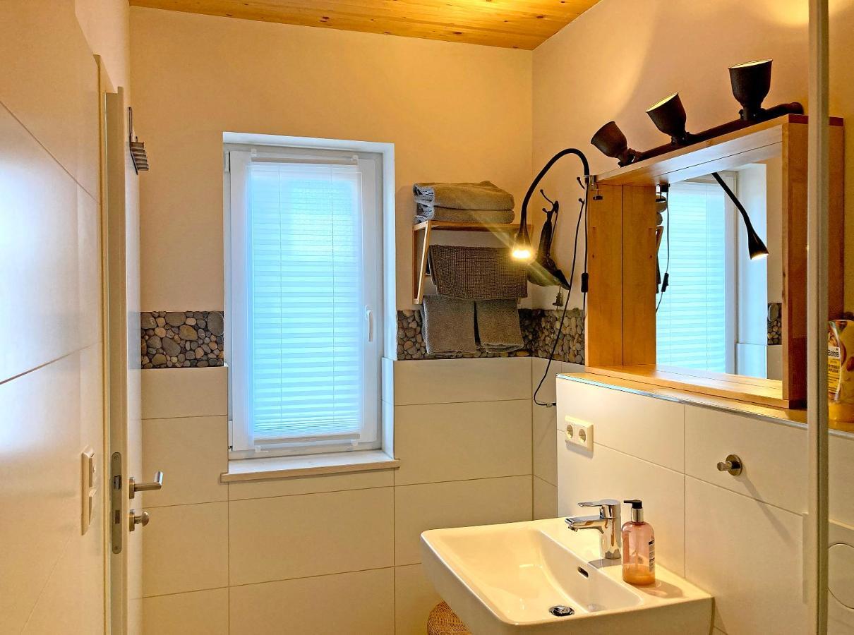 Zum Seglerhafen - Ferienappartement Kressbronn am Bodensee Eksteriør billede